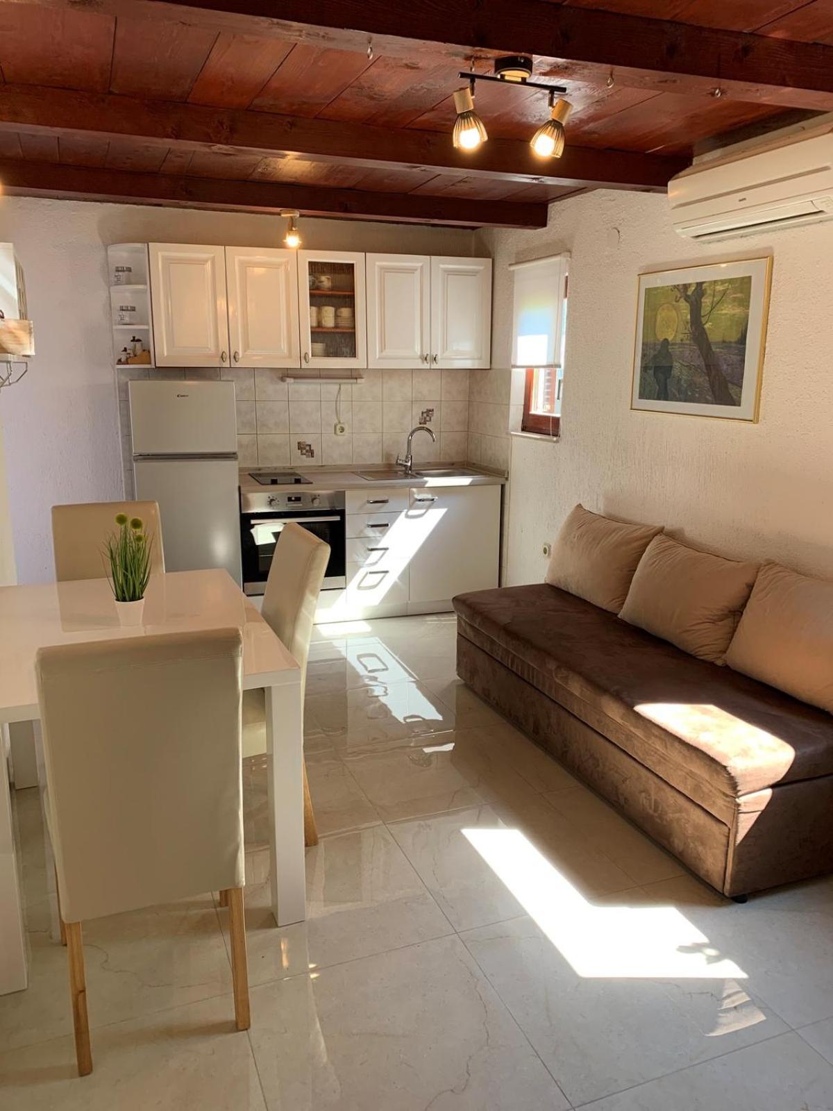 Holiday Home Dorina Pula Ngoại thất bức ảnh